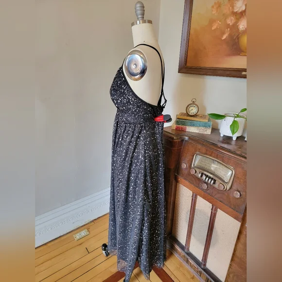 Black Plus Size Maxi Gown Silver Paint Splatter XL 1X - Picture 5 of 8